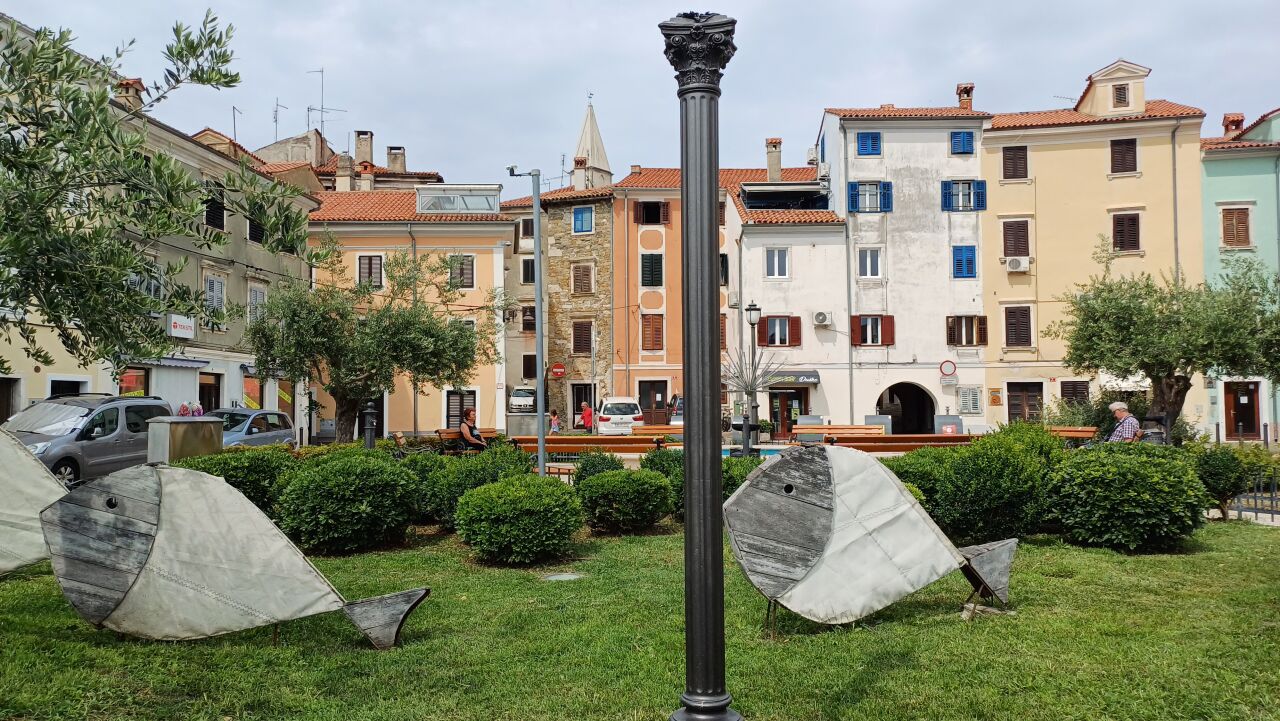 Izola