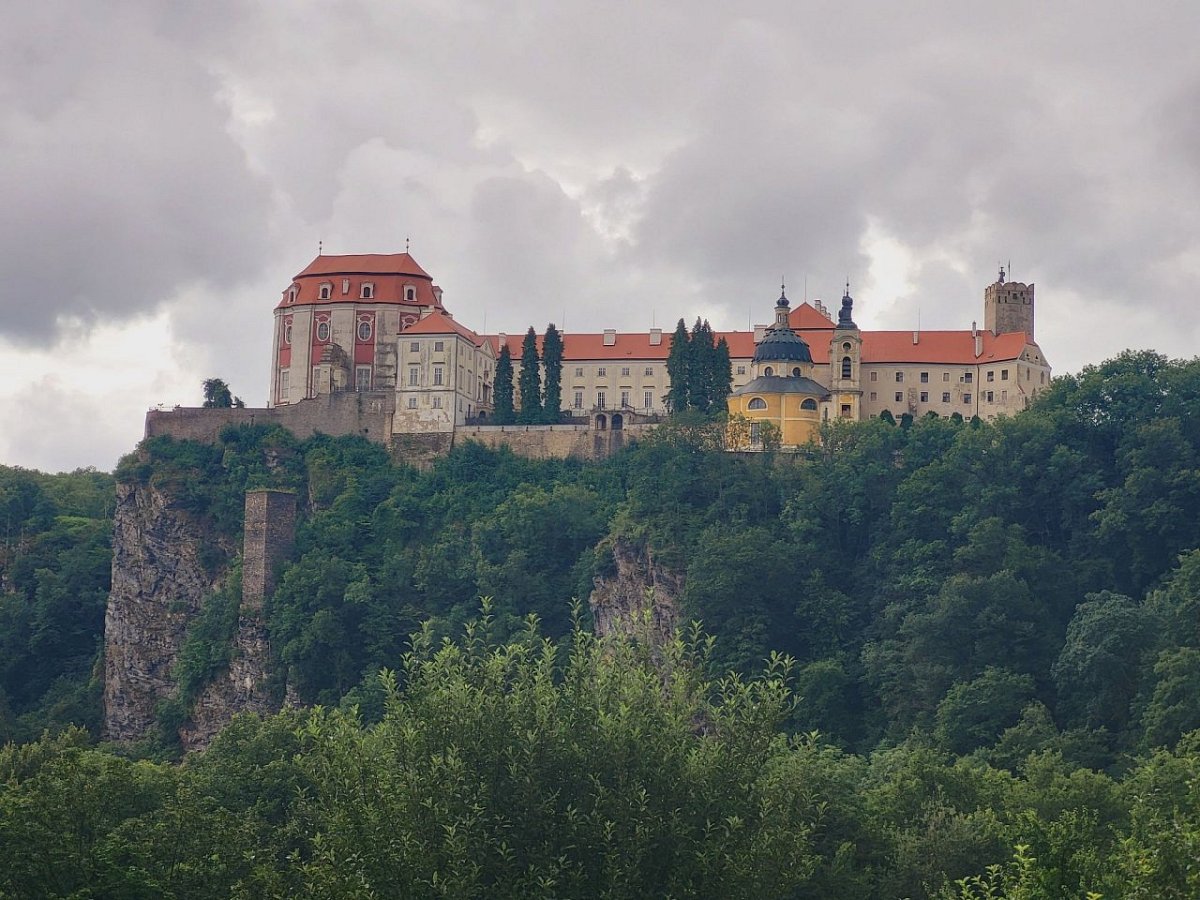 Vranov nad Dyjí - zámek (398&nbsp;m)