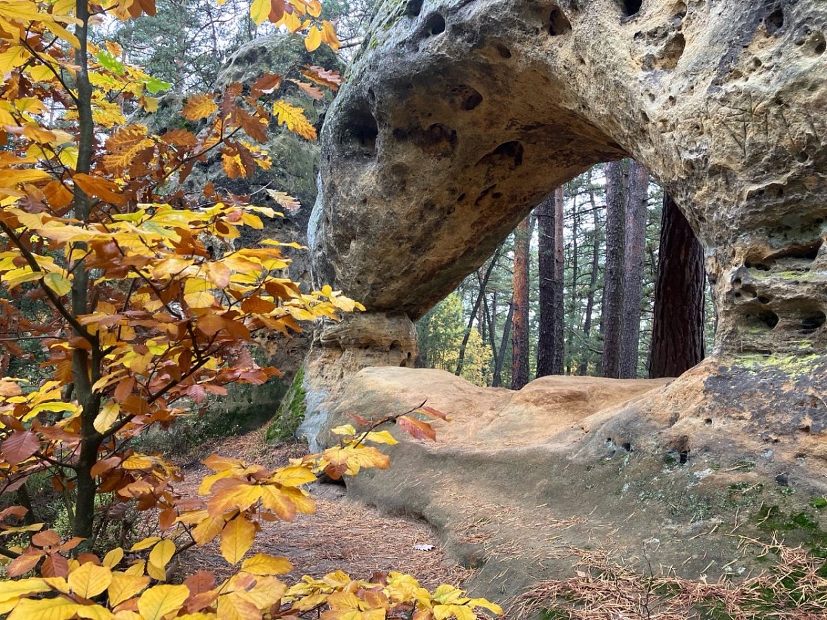 Divadlo (395&nbsp;m)
